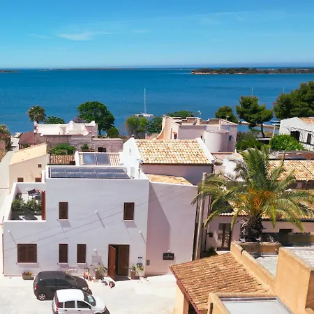 Altavilla Boutique Holidays House *